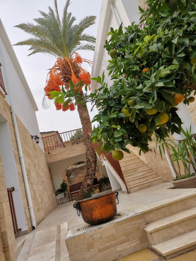 Golden Palms Guest House & Cafe Famagusta  Exterior photo