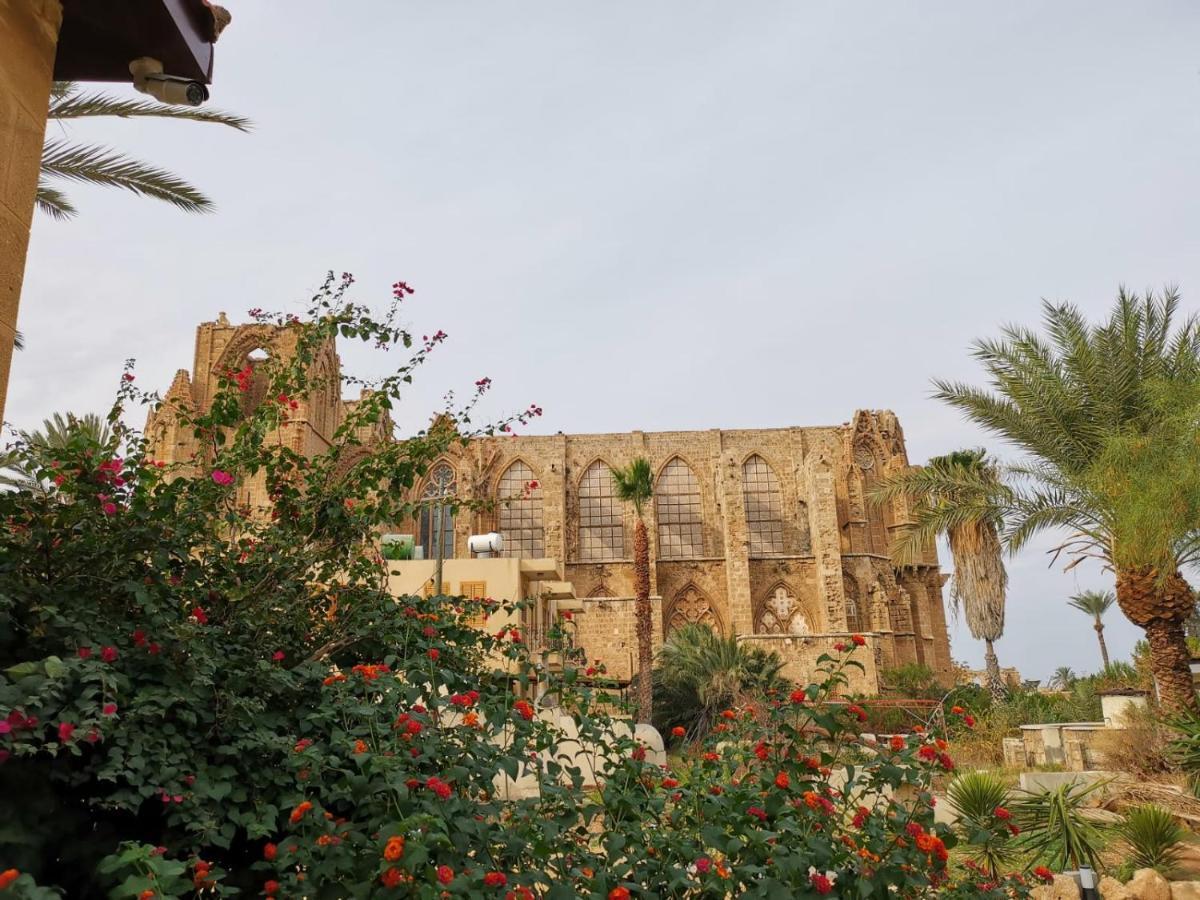 Golden Palms Guest House & Cafe Famagusta  Exterior photo